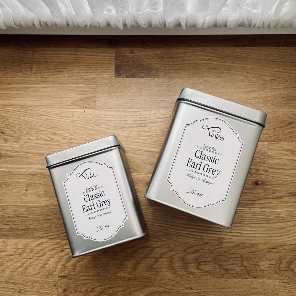 Metalowa puszka na herbatę w dwóch rozmiarach